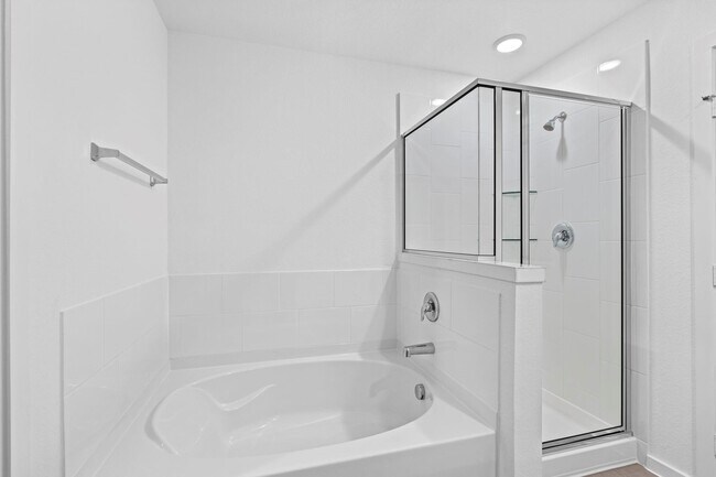 Building Photo - 24514 Red Hawthorn Trce