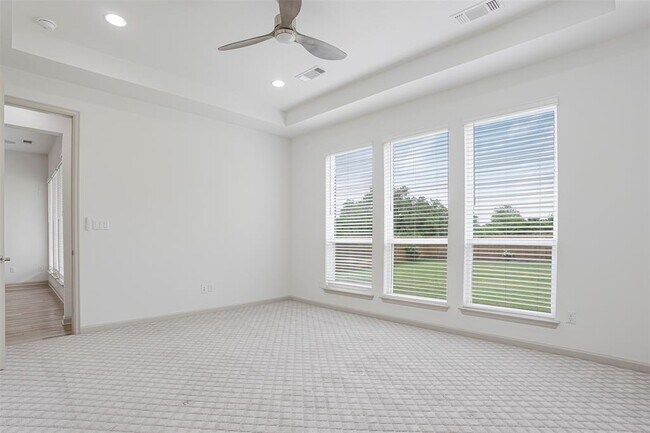 Building Photo - 228 Barton Oak Trl