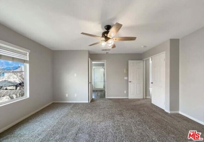Building Photo - 8823 Mora Ct