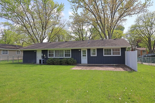 Building Photo - 513 Brockton Ln