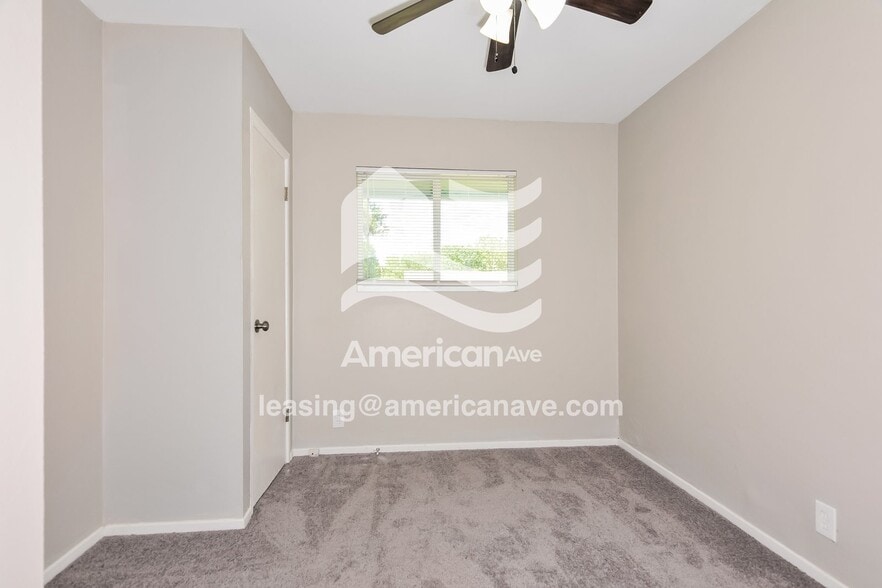 Building Photo - 200 Dundee Cir