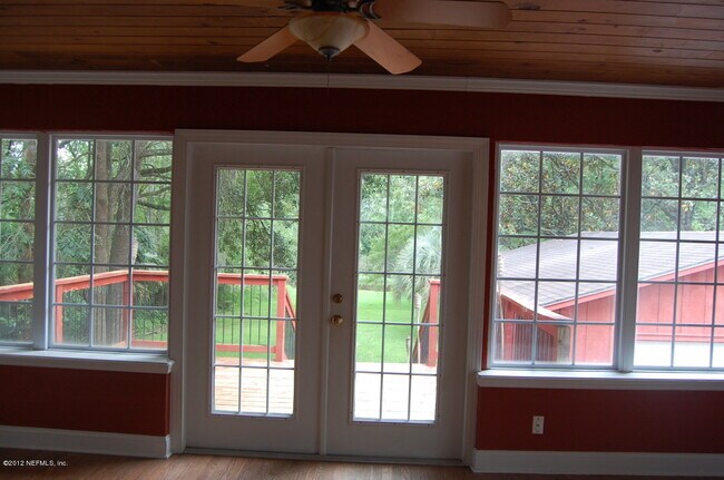 Building Photo - 1694 Geraldine Dr