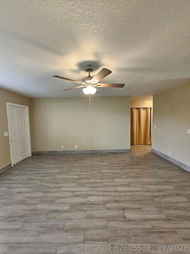 Building Photo - 4859 Orleans Ct