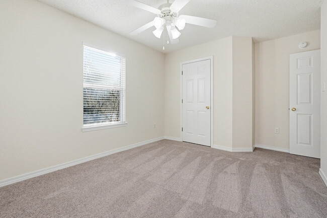 Building Photo - 4227 Shadow Ln