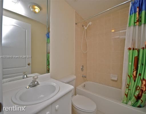 Building Photo - 3 br, 2.5 bath Townhome - 13596 NW 9th Ct