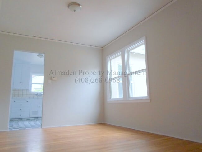 Building Photo - Charming Home in the Heart of Willow Glen! Hardwood Floors!!