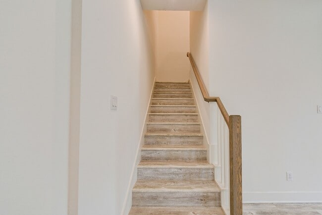 Building Photo - 2611 Judiway St