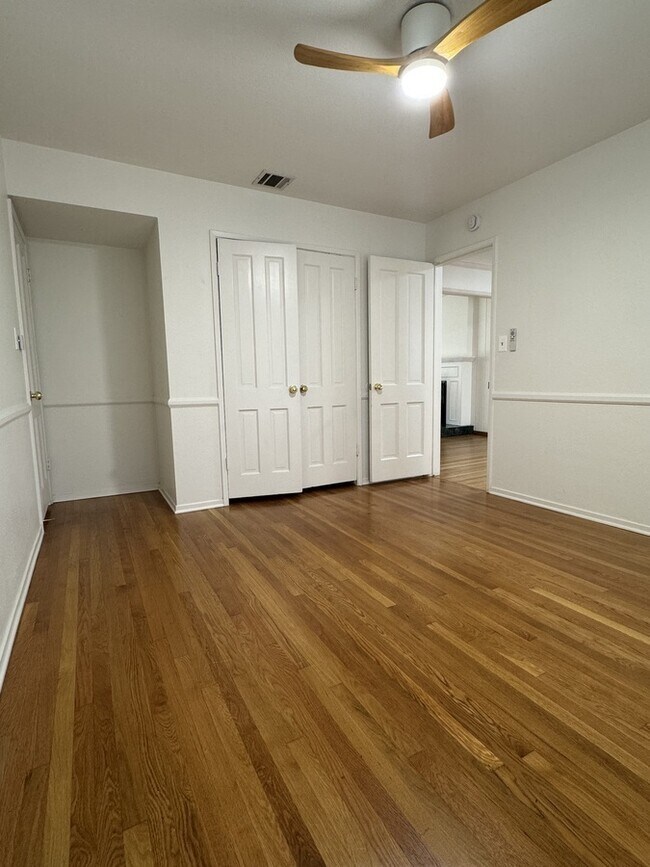 Building Photo - 148 W Magna Vista Ave