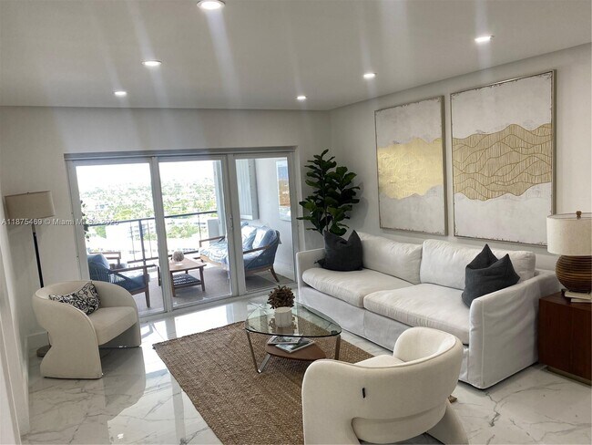 Building Photo - 1500 S Ocean Blvd