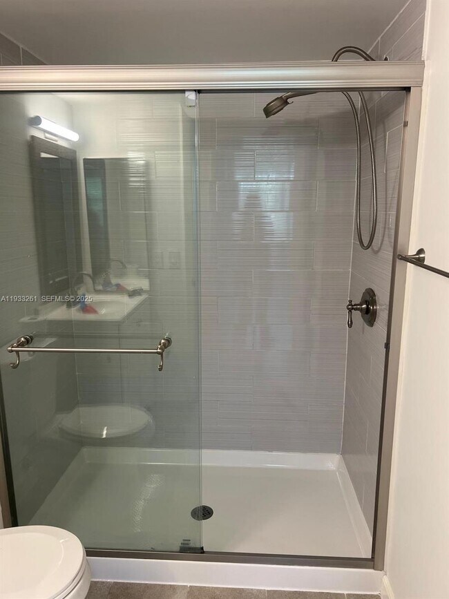 Building Photo - 8821 Wiles Rd