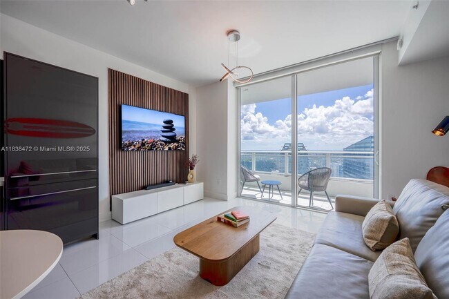 Primary Photo - 1080 Brickell Ave