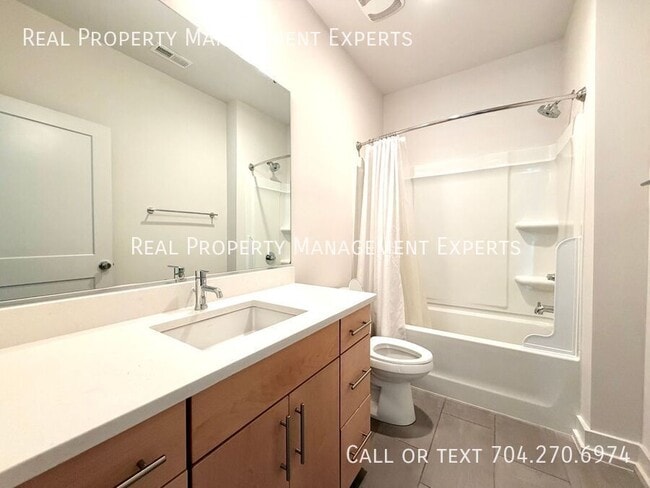 Building Photo - 4115 Merlane Dr