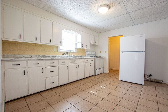 Building Photo - 207 S 17th St