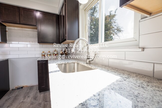 Building Photo - 1131 Rahn St