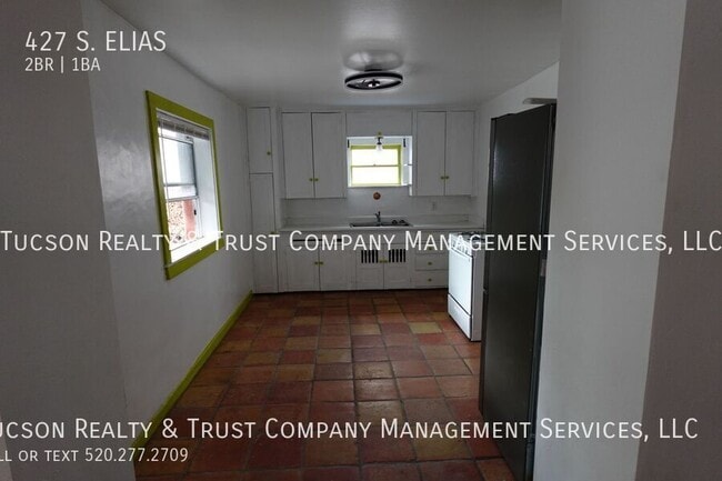 Building Photo - 427 S. ELIAS-