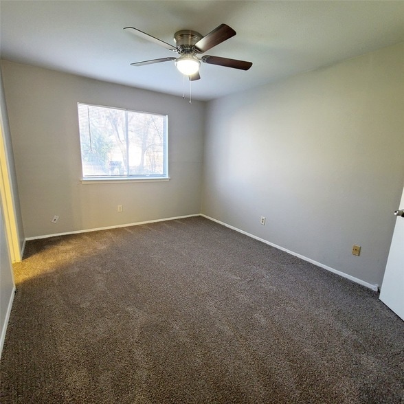 Building Photo - 1026 Brookshire Cir