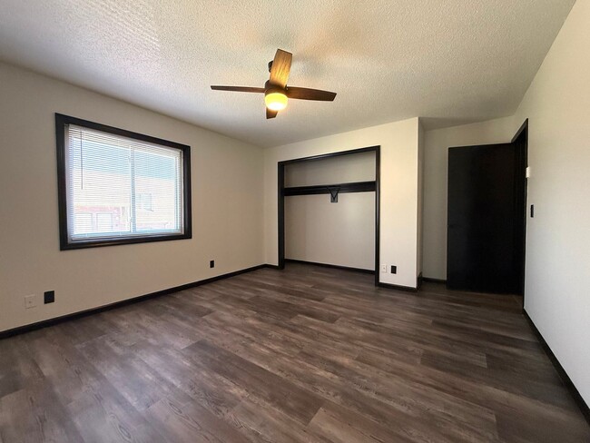 Building Photo - Beautifully Remodeled West Side Home | 3 Bedroom + Finished Basement Space