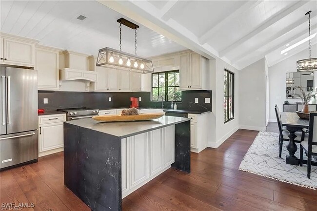 Building Photo - 16704 Bobcat Dr