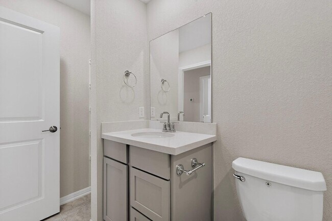 Building Photo - 13817 Gilwell Dr