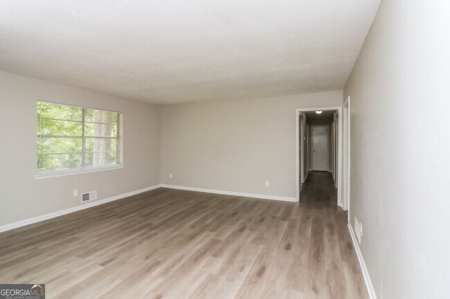 Building Photo - 3974 Wedgewood Ln