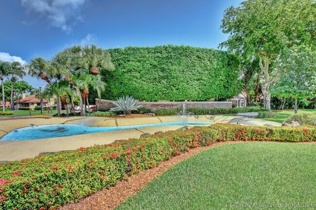 Building Photo - 22667 Meridiana Dr
