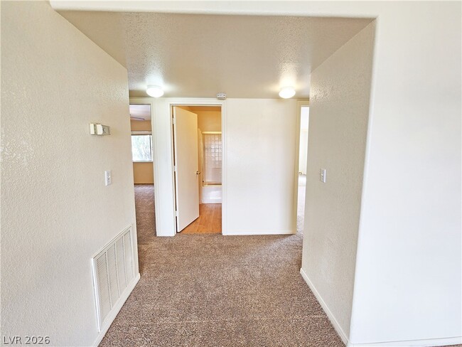 Building Photo - 561 Bourbon St