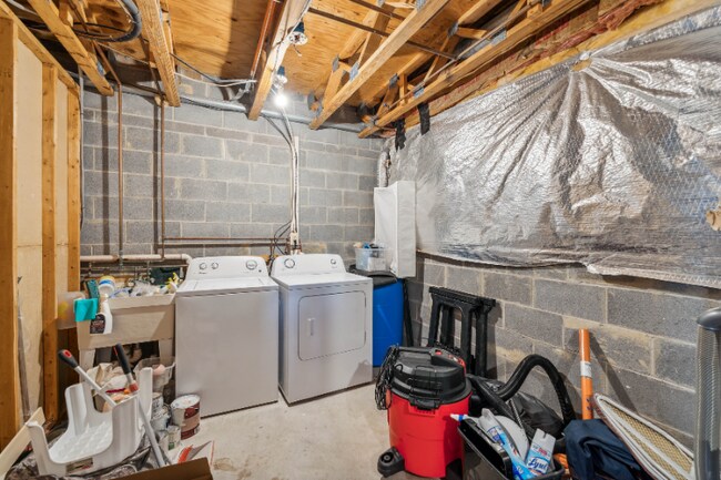 Building Photo - 3829 Ogilvie Ct