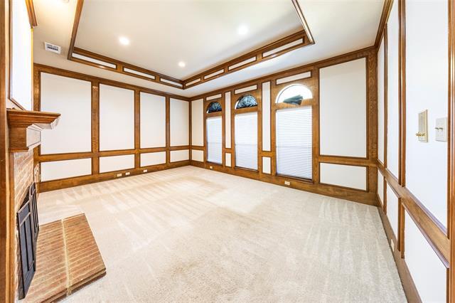 Building Photo - 1400 Sacramento Terrace