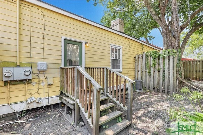 Building Photo - 552 E Macon St