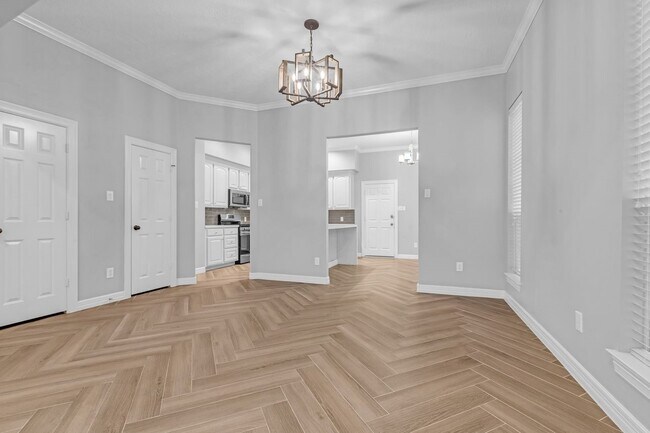 Building Photo - 13527 Brookbluff Ln