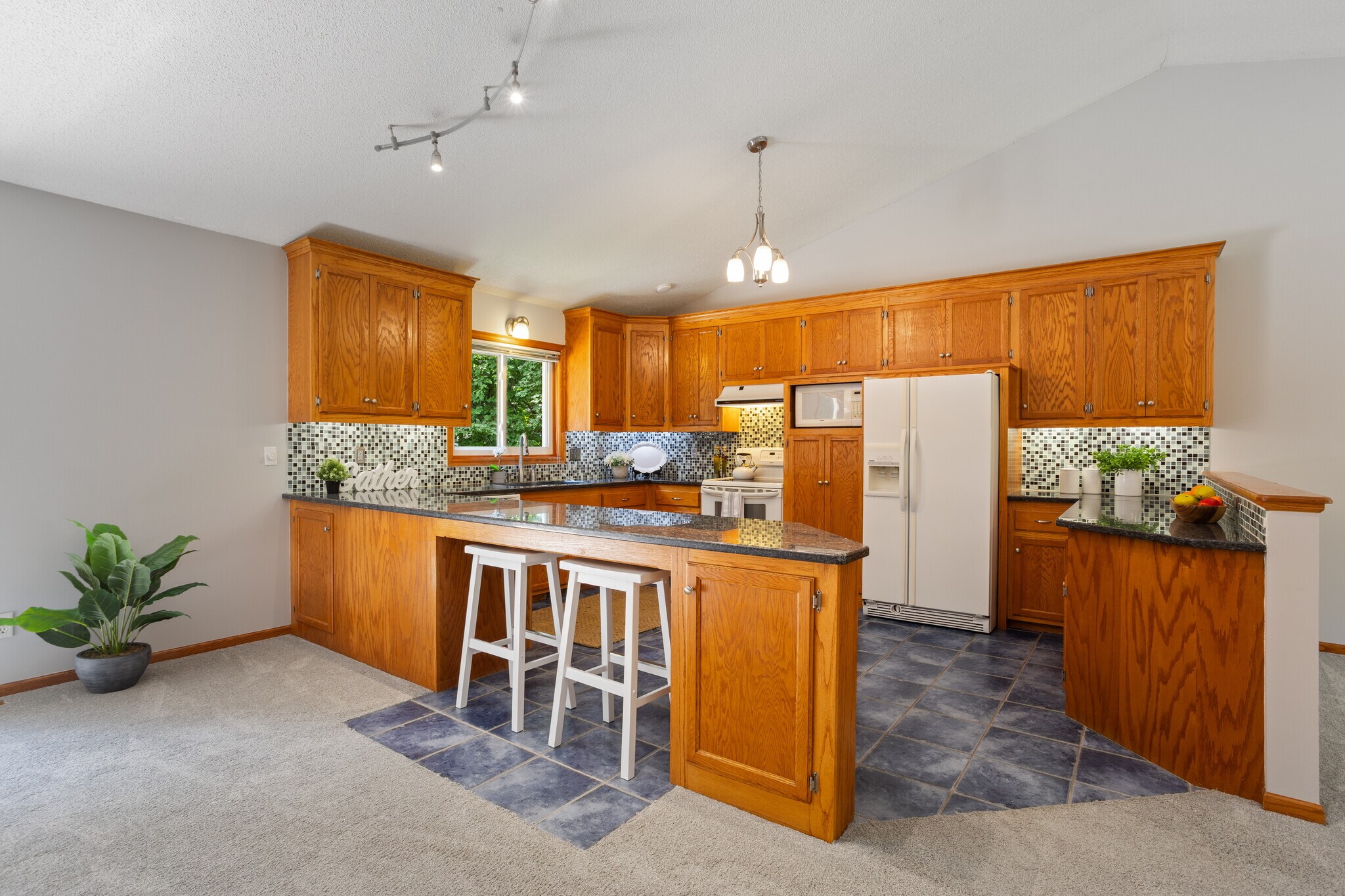 Building Photo - 18525 County Road 24