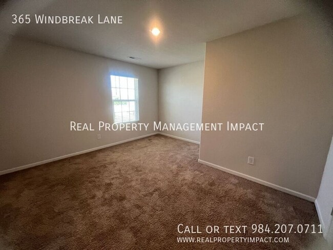 Building Photo - 365 Windbreak Ln