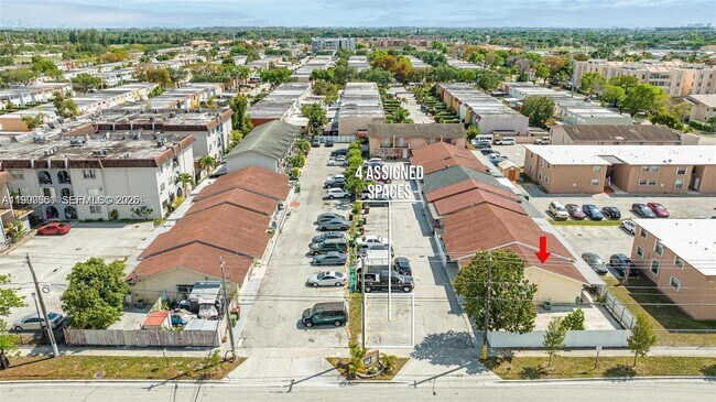 Building Photo - 330 W 74th Pl