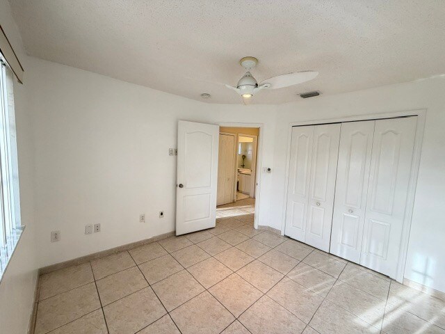 Bedroom 3 - 2553 W 76th St