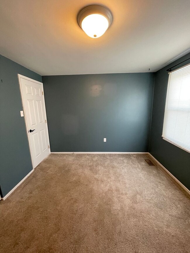 Building Photo - 120 Scottsdale Dr