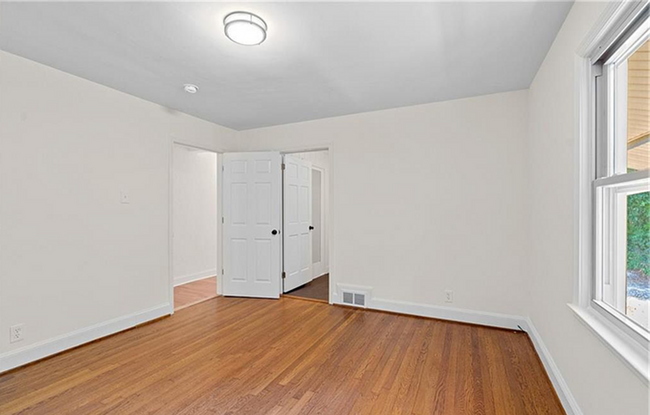 Building Photo - 3/ 2 Home for Rent