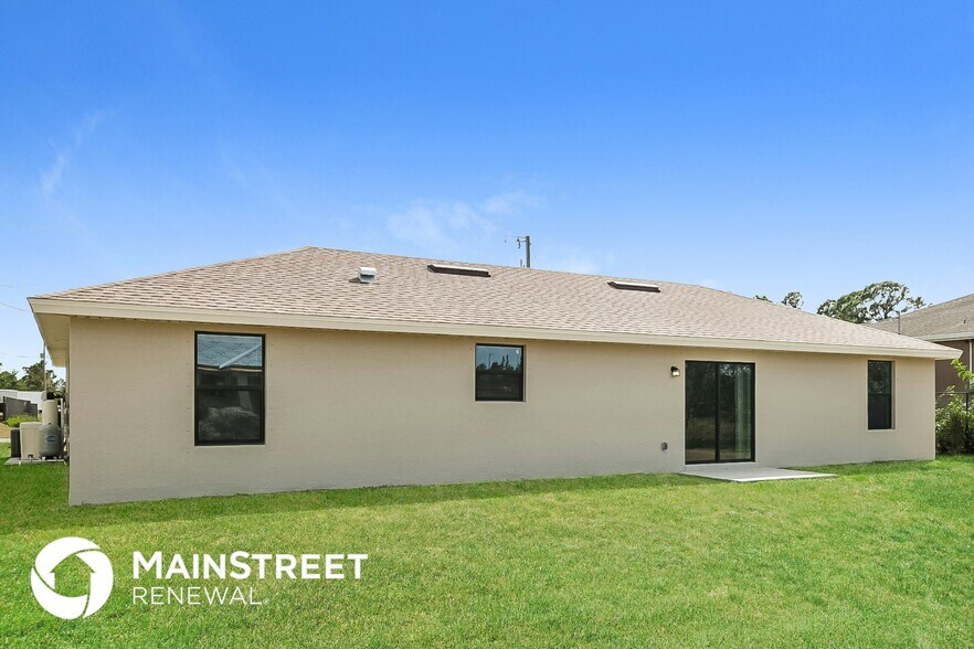 Building Photo - 2910 36th St SW