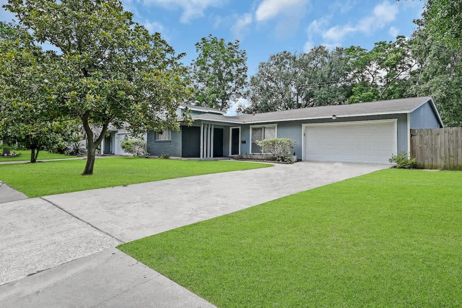 Building Photo - 5415 Carew St