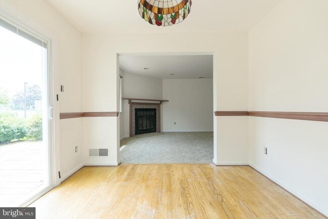 Building Photo - 103 Josephs Way