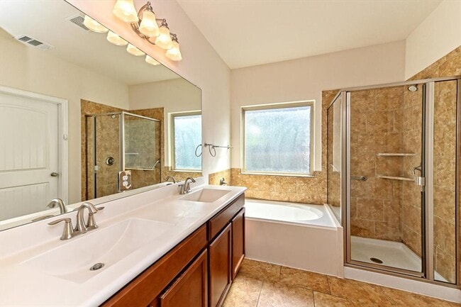 Building Photo - 265 Shale Cir