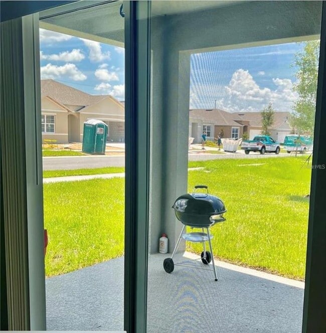 Building Photo - 992 Serchio St