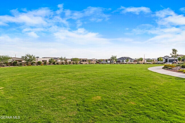 Building Photo - 12729 Methley Ave