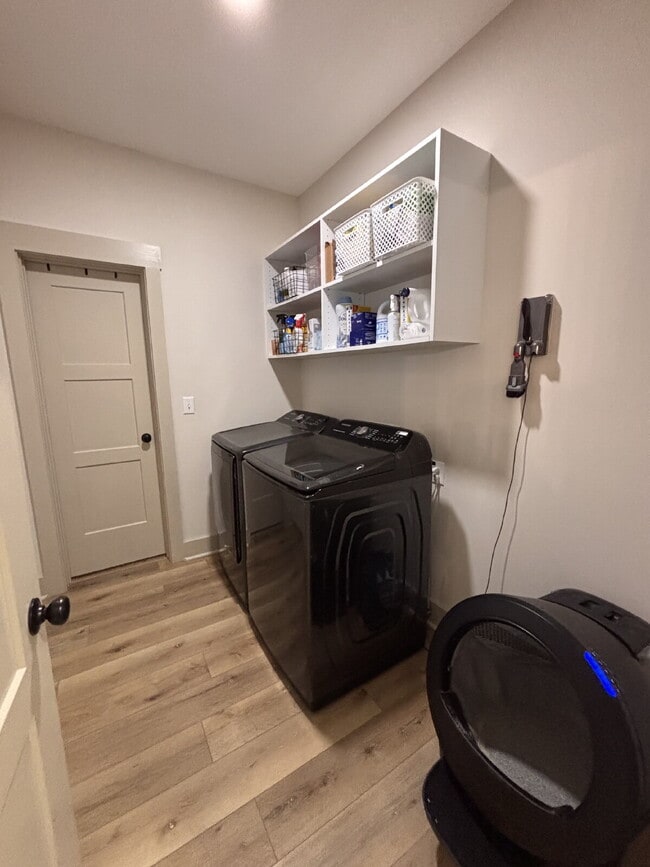 Building Photo - Need Space?  How about 5 bedrooms, 2.5 baths + an extra bonus area upstairs so that the kids can ...