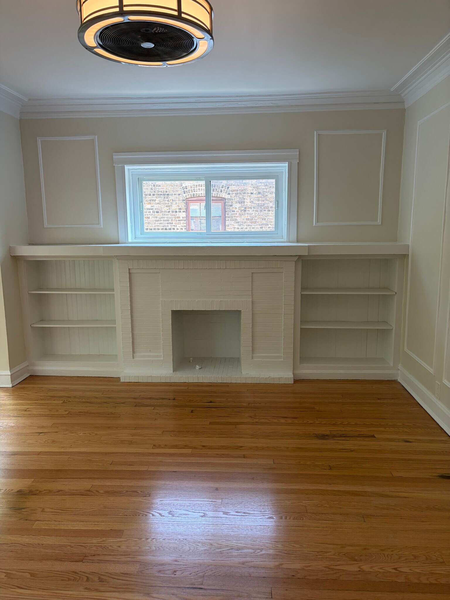 Family Room - 116 Keeney St