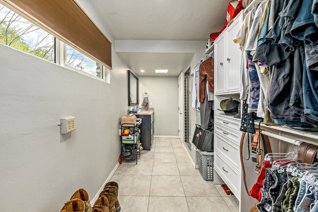 Building Photo - PRELEASE August 2026! Spacious 4-Bedroom Home Near UA & Banner Health!