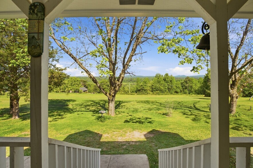 Building Photo - 1114 Blackjack Rd