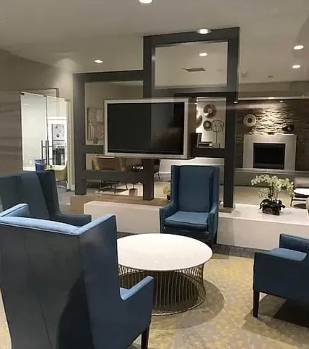 Building Photo - 75 S Reynolds St