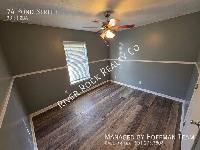 Building Photo - 74 Pond St