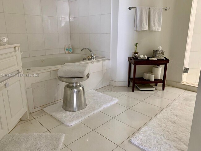 Building Photo - 6301 Collins Ave