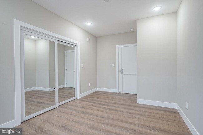 Building Photo - 4432 Wingate St